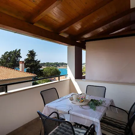 Tonka Near And Sea 3*