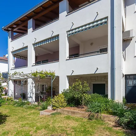 Tonka Near And Sea 3* プーラ