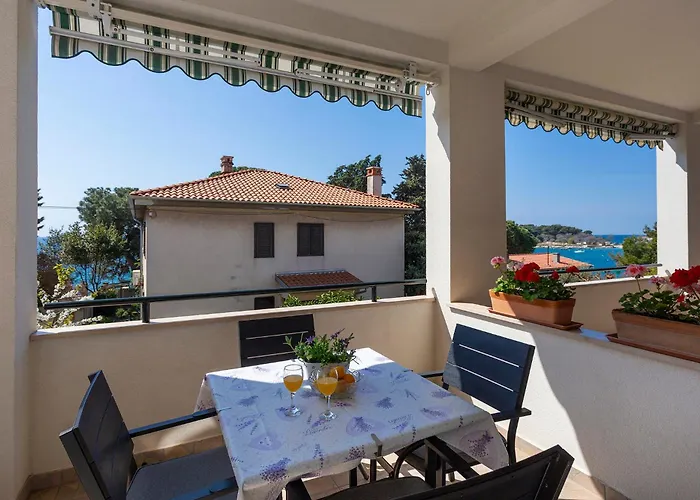 Konukevi Tonka Near And Sea 3*